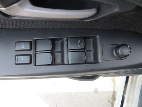 Used 2008 Suzuki SX4 Sport image 10