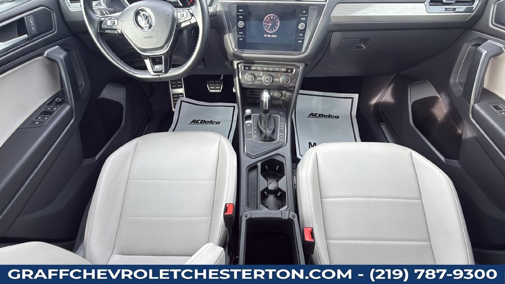 Used 2021 Volkswagen Tiguan SE R-Line FWD image 46