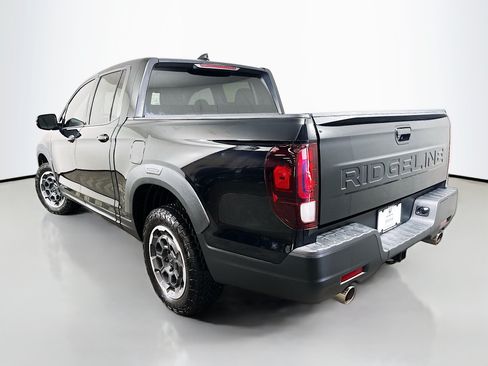 Used 2024 Honda Ridgeline Sport image 5