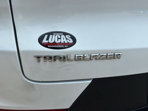 Used 2023 Chevrolet TrailBlazer ACTIV FWD image 43
