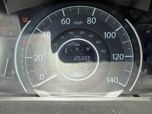 Used 2015 Honda CR-V LX image 11