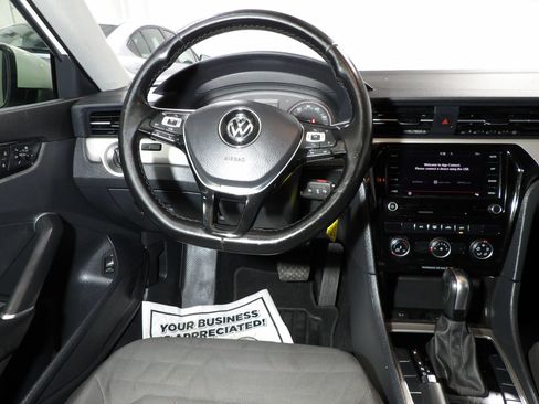 Used 2021 Volkswagen Passat 2.0T S FWD image 10