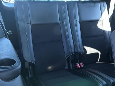 Used 2022 Dodge Durango GT image 17