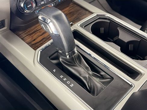 Used 2019 Ford F150 Lariat w/ FX4 Off-Road Package image 16