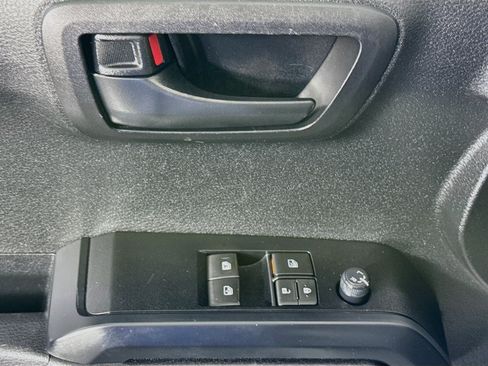 Used 2022 Toyota Tacoma SR RWD image 23