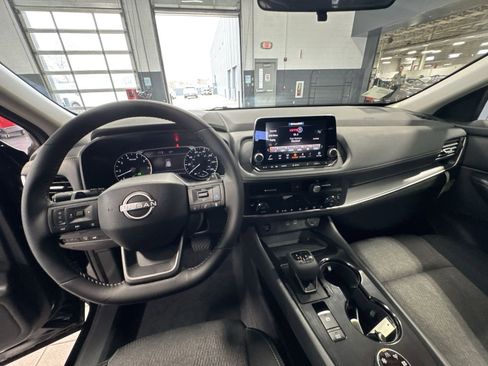 Certified 2026 Nissan Rogue SV w/ Cold Weather Package AWD/4WD image 31