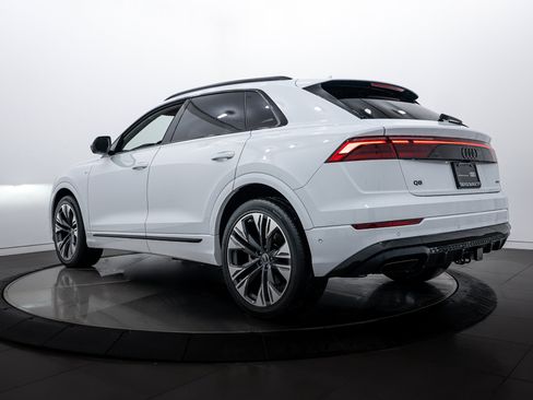Certified 2025 Audi Q8 Premium Plus w/ Premium Plus Package image 5