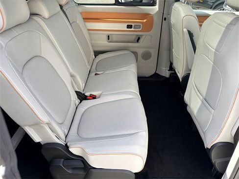 New 2025 Volkswagen ID. Buzz Pro S Plus image 24