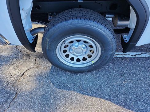 New 2026 GMC Sierra 1500 Pro w/ Pro Value Package image 4