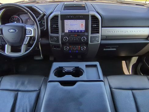 Used 2021 Ford F250 Lariat image 17