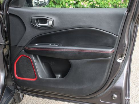 Used 2021 Jeep Compass Trailhawk image 35