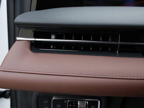 New 2026 Lincoln Nautilus Reserve image 10