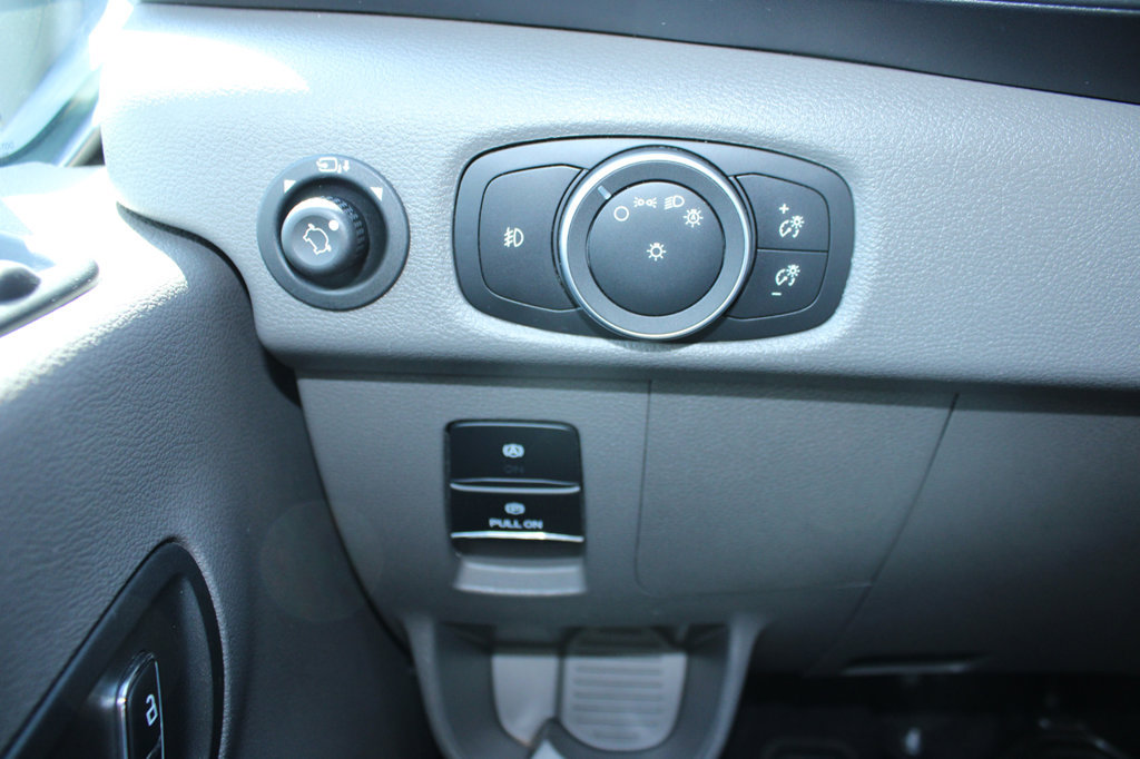 Used 2024 Ford Transit 350 XLT RWD image 32