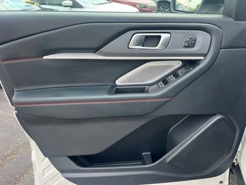 Used 2025 Ford Explorer ST w/ Sun And Sound Package AWD/4WD image 25