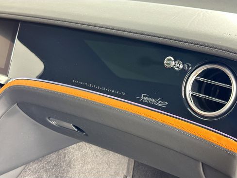 Certified 2024 Bentley Flying Spur W12 image 29