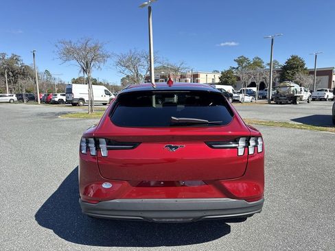 Used 2022 Ford Mustang Mach-E Select image 4