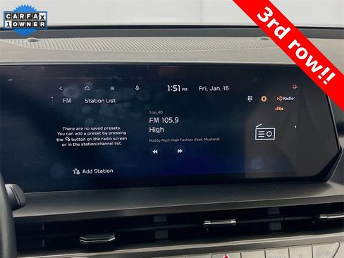 Used 2023 Kia Telluride S image 16