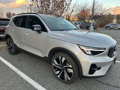 Certified 2025 Volvo XC40 B5 Plus