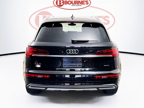 Used 2023 Audi Q5 2.0T Premium w/ Convenience Package AWD/4WD image 9