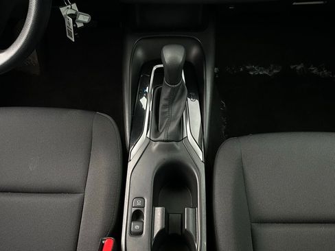 Used 2025 Toyota Corolla LE image 14