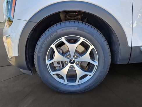 Used 2022 Kia Telluride EX w/ Towing Package image 14