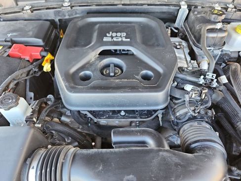 Used 2022 Jeep Wrangler Unlimited Rubicon 4xe w/ Cold Weather Group image 17