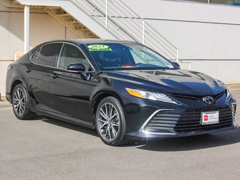 Certified 2023 Toyota Camry XLE image 3