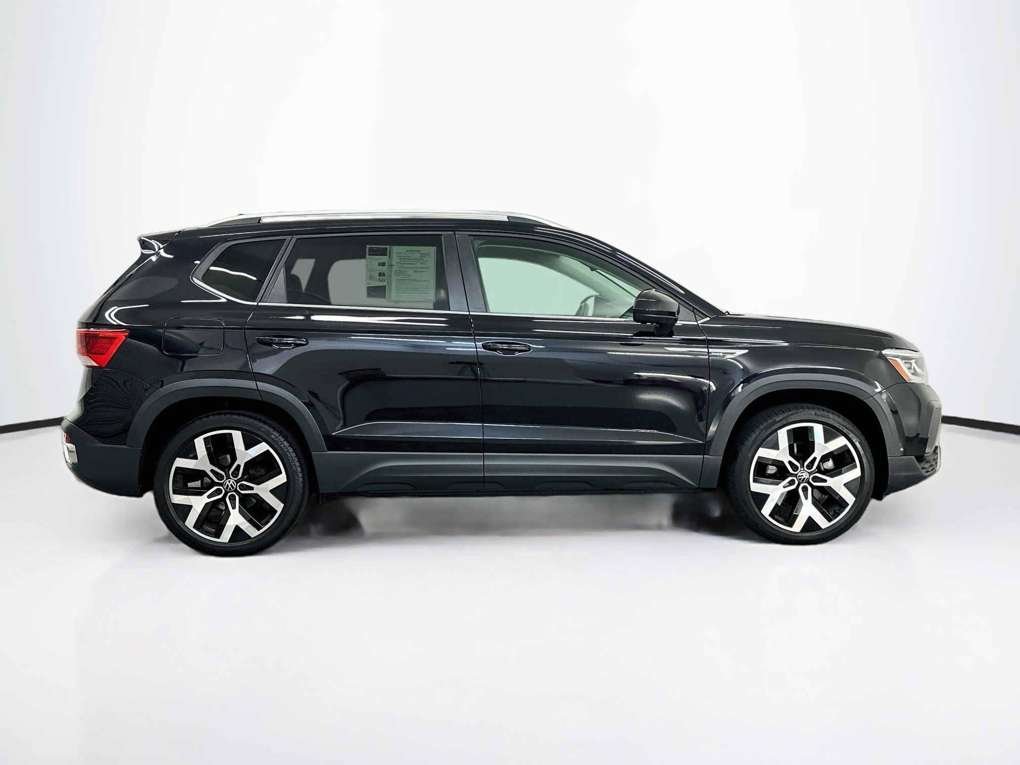 Used 2023 Volkswagen Taos SEL AWD/4WD image 10