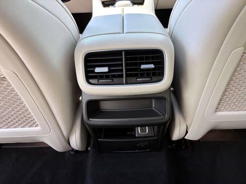 Used 2023 Mercedes-Benz GLE 350 4MATIC image 35