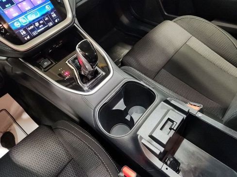 Used 2022 Subaru Outback Premium image 18