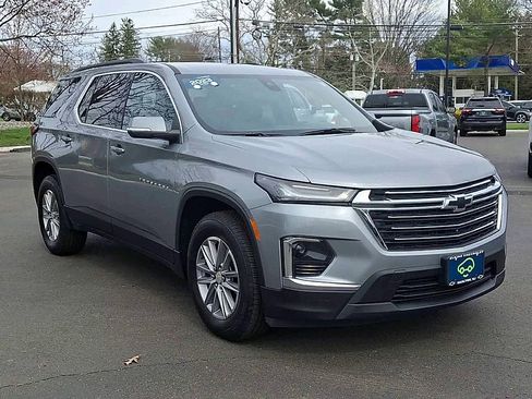Certified 2023 Chevrolet Traverse LT image 5