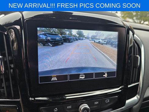 Certified 2023 Chevrolet Traverse LT image 11