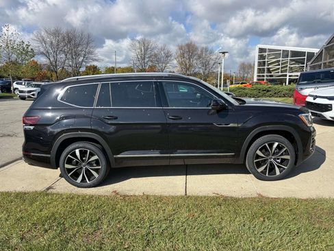 New 2026 Volkswagen Atlas SEL Premium R-Line AWD/4WD image 8