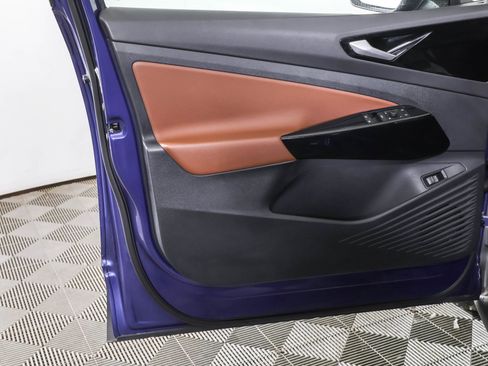 Used 2022 Volkswagen ID.4 Pro S image 33