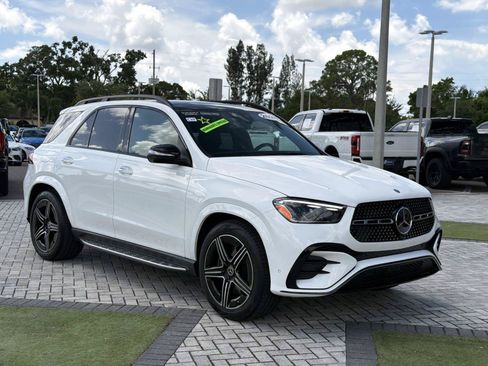 Certified 2026 Mercedes-Benz GLE 450 4MATIC image 3