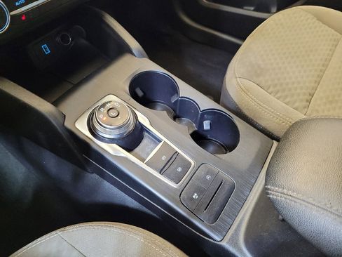 Used 2020 Ford Escape SE AWD/4WD image 26