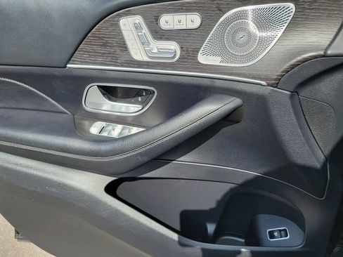 Used 2024 Mercedes-Benz GLS 450 4MATIC image 20