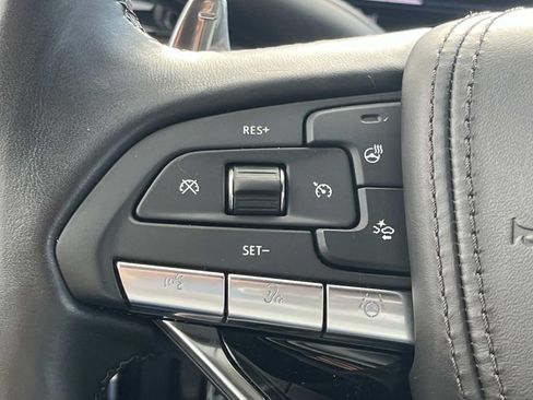 Used 2024 Cadillac Escalade V AWD/4WD image 41