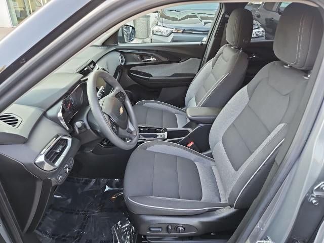 Used 2023 Chevrolet TrailBlazer LT w/ Convenience Package FWD image 18
