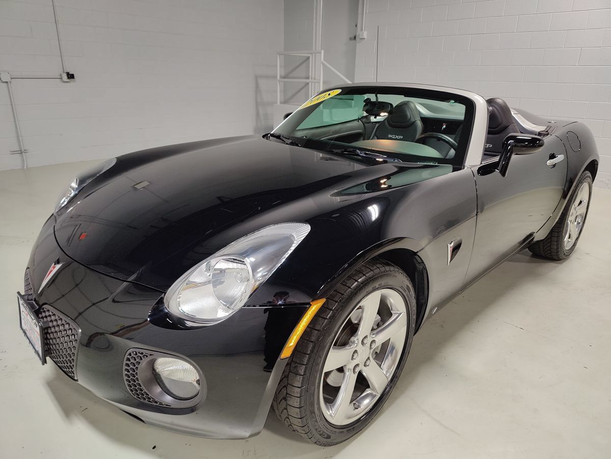 Used 2008 Pontiac Solstice GXP w/ Premium Package RWD image 15
