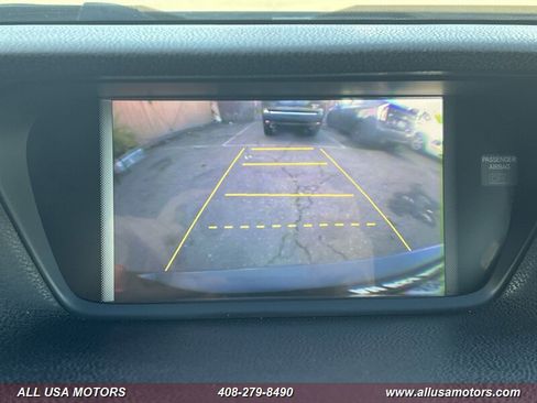 Used 2013 Acura TSX w/ Technology Package image 32