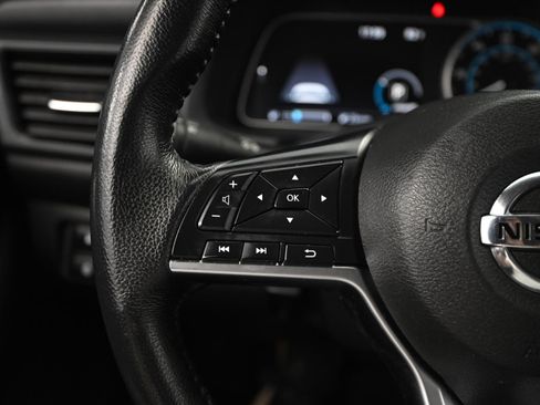 Used 2022 Nissan Leaf SV Plus w/ Protection Package image 35