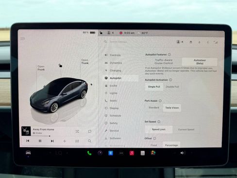 Used 2022 Tesla Model 3 RWD image 13