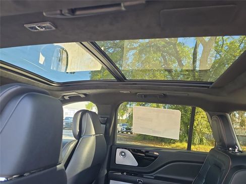 New 2026 Lincoln Aviator Black Label w/ Jet Appearance Package AWD/4WD image 30