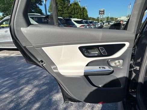 New 2026 Mercedes-Benz GLC 300 image 24