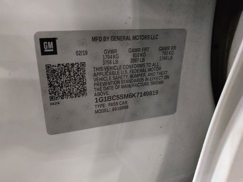 Used 2019 Chevrolet Cruze LS image 33