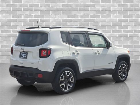 Used 2018 Jeep Renegade Latitude w/ Trailer Tow Group AWD/4WD image 5