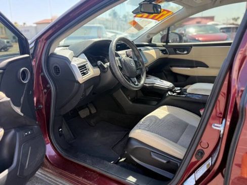 Used 2019 Honda Clarity Plug-In Hybrid image 11
