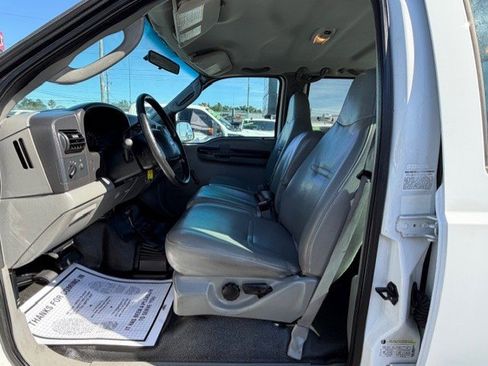 Used 2005 Ford F350 XL image 14