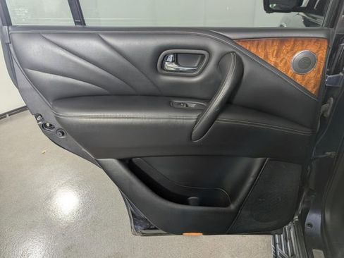 Used 2015 INFINITI QX80 Limited image 14